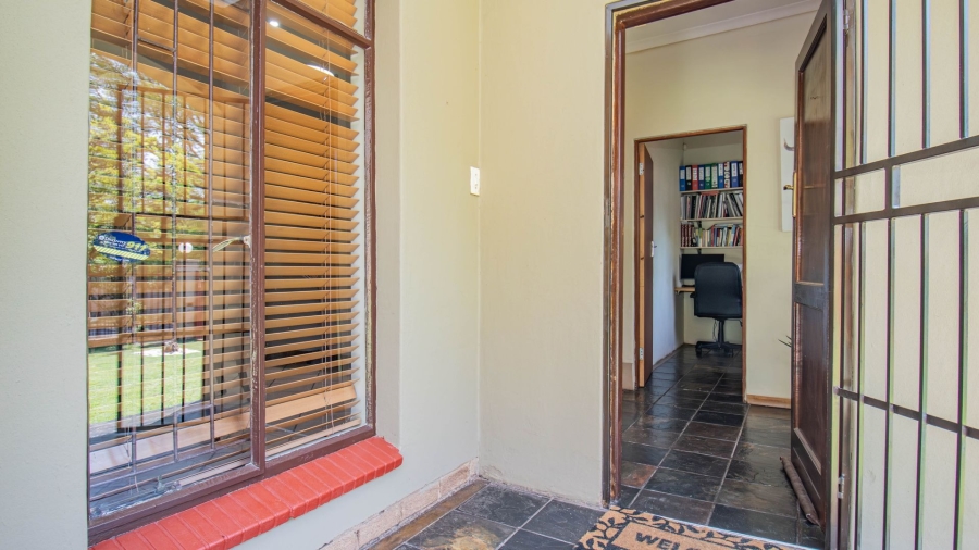 3 Bedroom Property for Sale in Safari Gardens North West